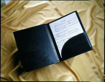 Choral Folder - A4 Size, Bottom Pockets, Strings