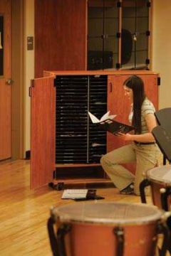 Two-column mobile band/orchestra folio cabinet